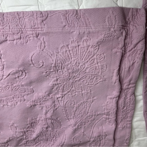 The Company Store Pair of Putnam Matelassé Cotton Euro Pillow Shams in Wisteria - Picture 5 of 13